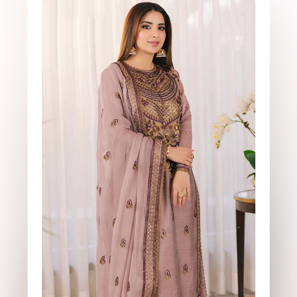 ❌SOLD❌BRAND NEW Asim Jofa dress